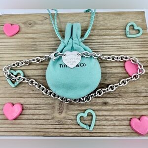 Tiffany & Co Heart Tag Chain Link Chocker in Silver,